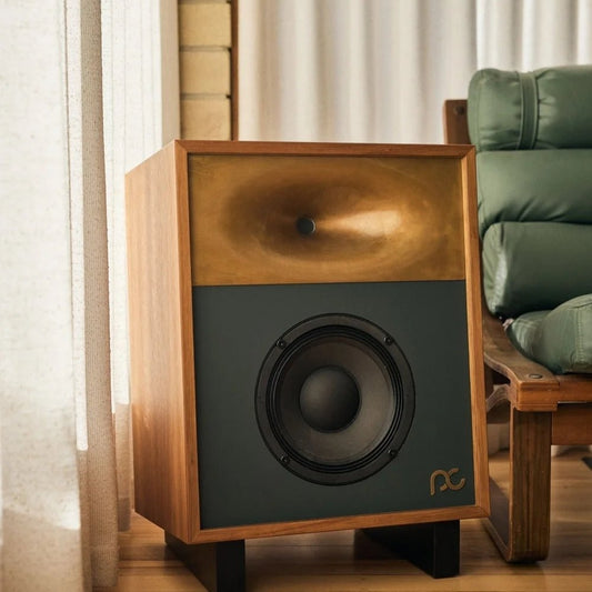 Livi - Gordon's Audiovisual